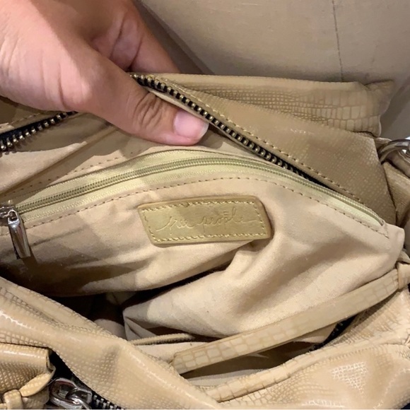 Free People Cross Body Purse with removable cross strap - Picture 9 of 11